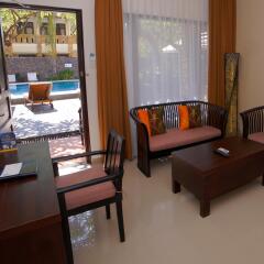 Отель Best Western Resort Kuta интерьер отеля