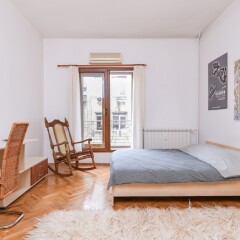 Отель FM Deluxe 1-BDR Apartment - Artist's Place Болгария, София - отзывы, цены и фото номеров - забронировать отель FM Deluxe 1-BDR Apartment - Artist's Place онлайн комната для гостей фото 2