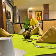 Hotel Maya Colonial