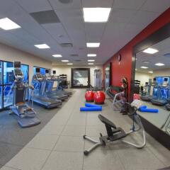 Отель DoubleTree Resort by Hilton Lancaster фитнесс-зал