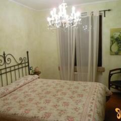 Отель B&B La Luna di Giulia Поденцана комната для гостей фото 4