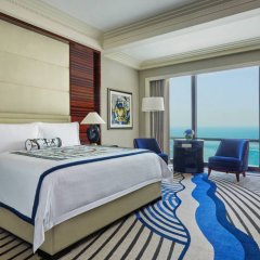 Four Seasons Hotel Bahrain Bay in Manama, Bahrain from 587$, photos, reviews - zenhotels.com guestroom