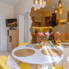 Отель FM Deluxe 2-BDR Apartment - Springtime Болгария, София - отзывы, цены и фото номеров - забронировать отель FM Deluxe 2-BDR Apartment - Springtime онлайн в номере фото 2