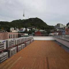 Отель Namsan Guesthouse балкон
