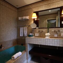Отель Hôtel Saint Amour La Tartane ванная