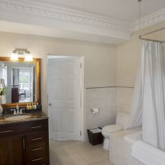 Отель Rose Hall Villas By Half Moon ванная фото 2