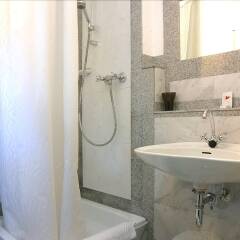 Airport Regent Hotel ванная