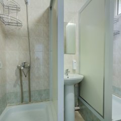 Hostel Frunze in Bishkek, Kyrgyzstan from 34$, photos, reviews - zenhotels.com bathroom