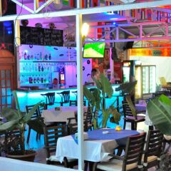 Akdeniz Beach Hotel Турция, Олюдениз - 1 отзыв об отеле, цены и фото номеров - забронировать отель Akdeniz Beach Hotel онлайн гостиничный бар