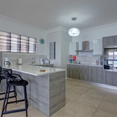 Отель Stunning Seafront Lux Apt wt Pool, Upmarket Area Мальта, Слима - отзывы, цены и фото номеров - забронировать отель Stunning Seafront Lux Apt wt Pool, Upmarket Area онлайн в номере
