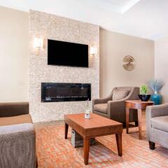 Отель Comfort Inn & Suites комната для гостей фото 4