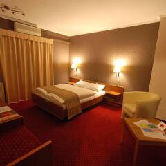Hotel Amadeus комната для гостей