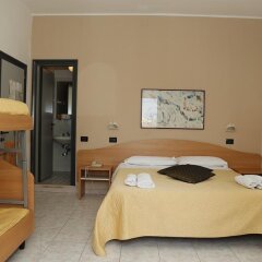 Hotel Villa Dina комната для гостей