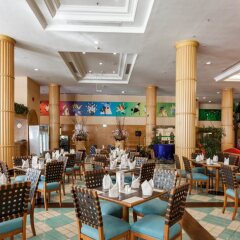 Отель Jomtien Palm Beach Hotel And Resort Таиланд, Паттайя - 10 отзывов об отеле, цены и фото номеров - забронировать отель Jomtien Palm Beach Hotel And Resort онлайн питание фото 3