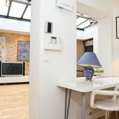 Апартаменты Le Marais - République Private Apartment интерьер отеля