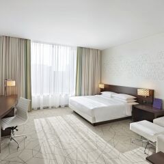 Отель Hyatt Place Baniyas Square Дубай комната для гостей фото 5
