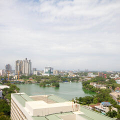 Отель Colombo Residencies Шри-Ланка, Коломбо - отзывы, цены и фото номеров - забронировать отель Colombo Residencies онлайн пляж фото 2