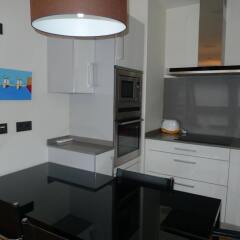 Отель Apartamentos Okendo Сан-Себастьян в номере фото 2
