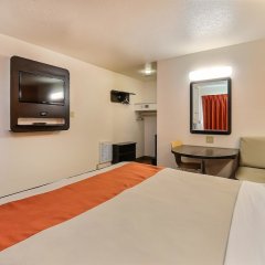 Отель Motel 6 Napa, CA США, Напа - отзывы, цены и фото номеров - забронировать отель Motel 6 Napa, CA онлайн комната для гостей фото 5