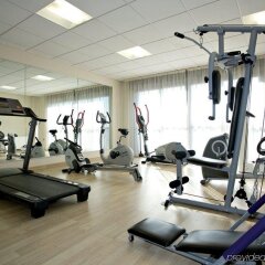 Отель Appart'City Confort Toulouse Aéroport Blagnac Франция, Бланьяк - отзывы, цены и фото номеров - забронировать отель Appart'City Confort Toulouse Aéroport Blagnac онлайн фитнесс-зал фото 2