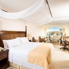 Отель Holiday Inn Merida Mexico комната для гостей фото 5