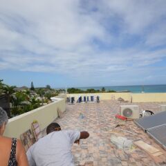 Отель Dukes Hideaway, Silver Sands 6BR пляж
