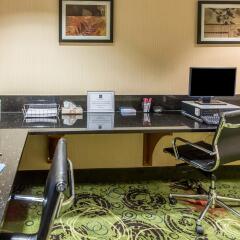 Отель Comfort Suites Manassas Battlefield Park интерьер отеля фото 2