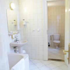 Hotel Heluan ванная