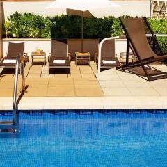 Hotel Gran Derby Suites Барселона бассейн фото 2