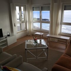 Апартаменты Lila Beach Apartment Понта-Делгада комната для гостей фото 5