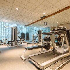 Отель Metropolitan Hotel Vancouver Канада, Ванкувер - отзывы, цены и фото номеров - забронировать отель Metropolitan Hotel Vancouver онлайн фитнесс-зал