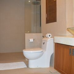 Отель Samui Emerald Condotel Таиланд, Самуи - 1 отзыв об отеле, цены и фото номеров - забронировать отель Samui Emerald Condotel онлайн ванная фото 2