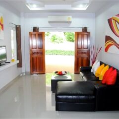 Отель Green Leaf 2 Nai Harn 2 bedrooms Villa комната для гостей фото 5