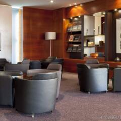 Отель AC Hotel Sevilla Forum by Marriott Испания, Севилья - отзывы, цены и фото номеров - забронировать отель AC Hotel Sevilla Forum by Marriott онлайн гостиничный бар