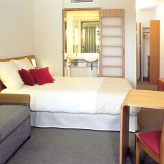Отель Novotel Brussels Airport Бельгия, Диегем - 1 отзыв об отеле, цены и фото номеров - забронировать отель Novotel Brussels Airport онлайн комната для гостей фото 3