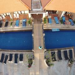 Отель Peace Paradise Beach развлечения