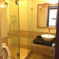 Отель Aloha Hanoi Homestay ванная