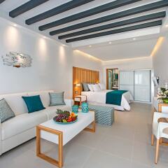 Отель Aura Suites комната для гостей фото 5