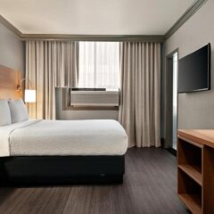 Отель Days Inn - Vancouver Downtown Канада, Ванкувер - отзывы, цены и фото номеров - забронировать отель Days Inn - Vancouver Downtown онлайн комната для гостей фото 5