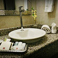 Clarion Hotel San Pedro Sula ванная фото 2