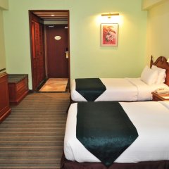 Mulia Hotel in Bandar Seri Begawan, Brunei from 170$, photos, reviews - zenhotels.com room amenities photo 2