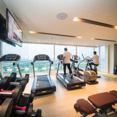 Liberty Central Saigon Riverside Hotel фитнесс-зал