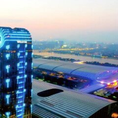 Отель The Westin Pazhou Hotel Китай, Гуанчжоу - отзывы, цены и фото номеров - забронировать отель The Westin Pazhou Hotel онлайн балкон