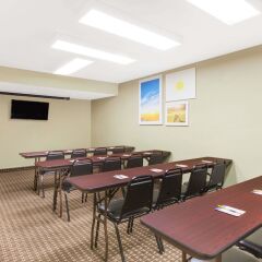 Отель Days Inn Milpitas San Jose