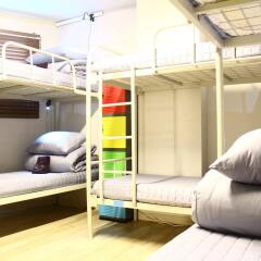 Plan A Hostel бассейн