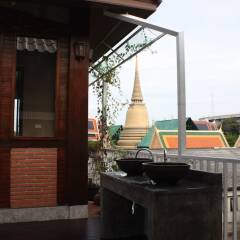 Отель Feung Nakorn Balcony Rooms And Cafe Бангкок фото 20