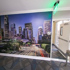 Отель Staples Center Inn Лос-Анджелес балкон