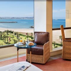 Отель Moevenpick Hotel & Casino Malabata Марокко, Танжер - отзывы, цены и фото номеров - забронировать отель Moevenpick Hotel & Casino Malabata онлайн балкон