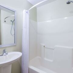 Days Inn by Wyndham Pueblo in Pueblo, United States of America from 78$, photos, reviews - zenhotels.com bathroom