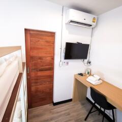 The Million Hostel 19 Бангкок удобства в номере фото 2